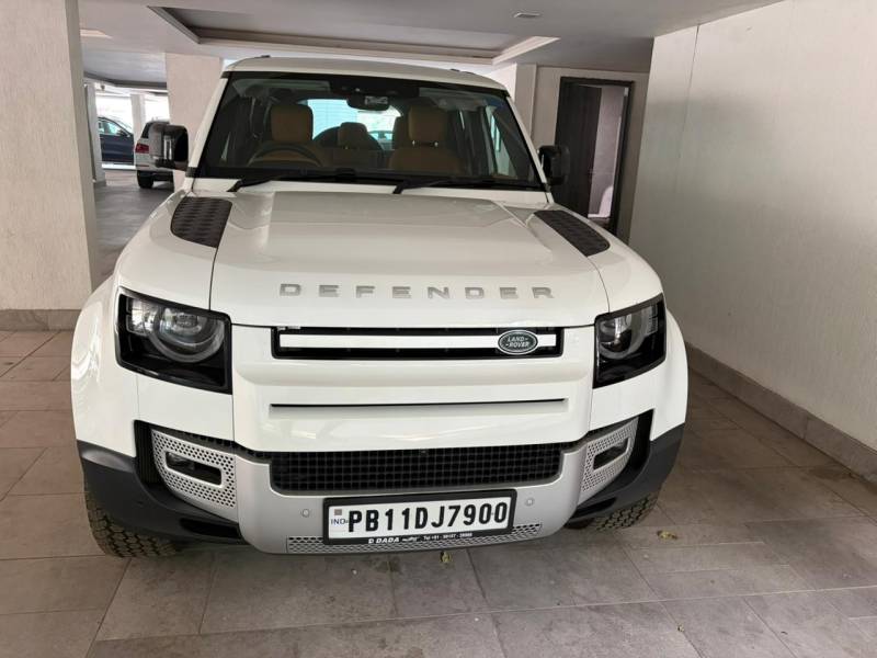 Land Rover Defender 110 HSE 2.0 Petrol