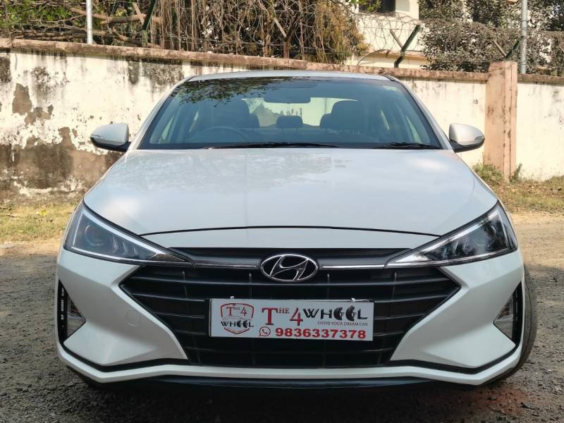Hyundai Neo Fluidic Elantra 2.0 SMT
