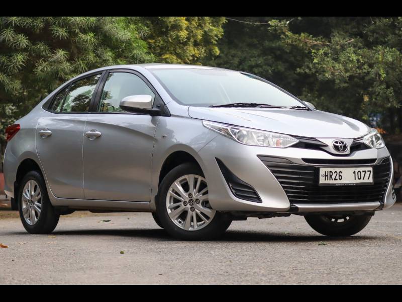 Toyota Yaris J CVT OPT