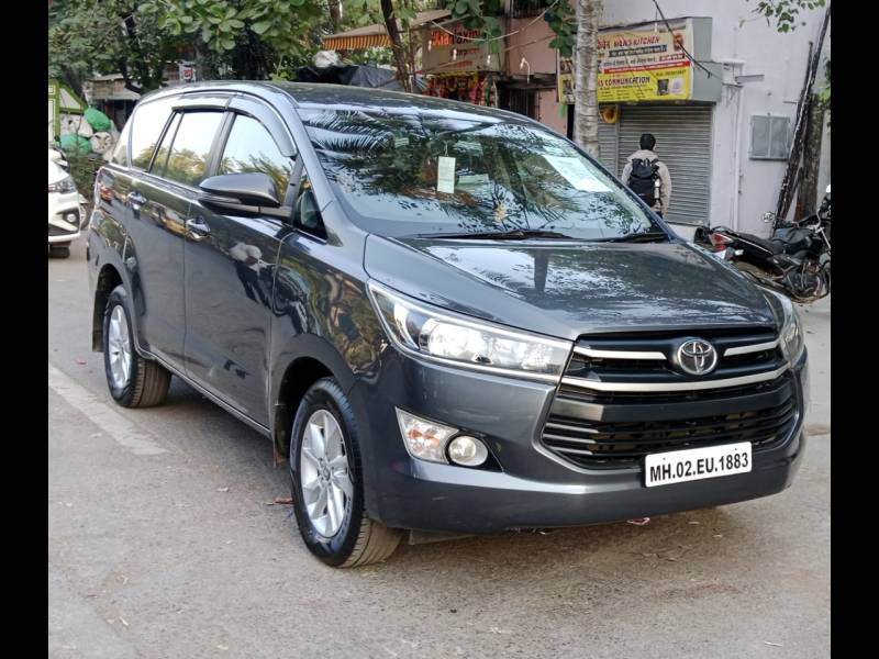 Toyota Innova Crysta 2.8 GX AT 8 STR