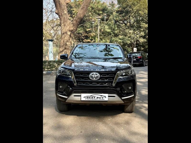 Toyota Fortuner 2.8 4x4 AT