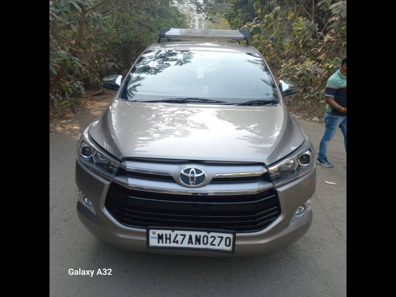 Toyota Innova Crysta 2.4 Z 7 STR