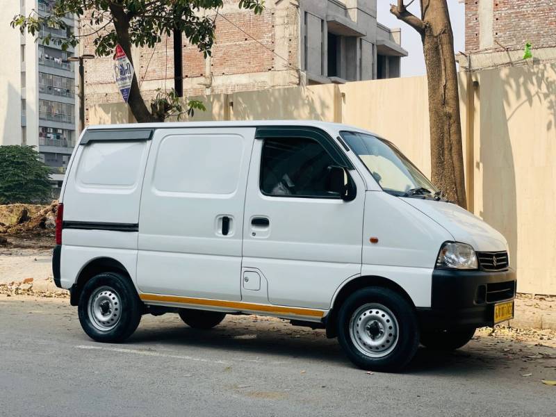 Maruti Suzuki Eeco 5 STR AC CNG