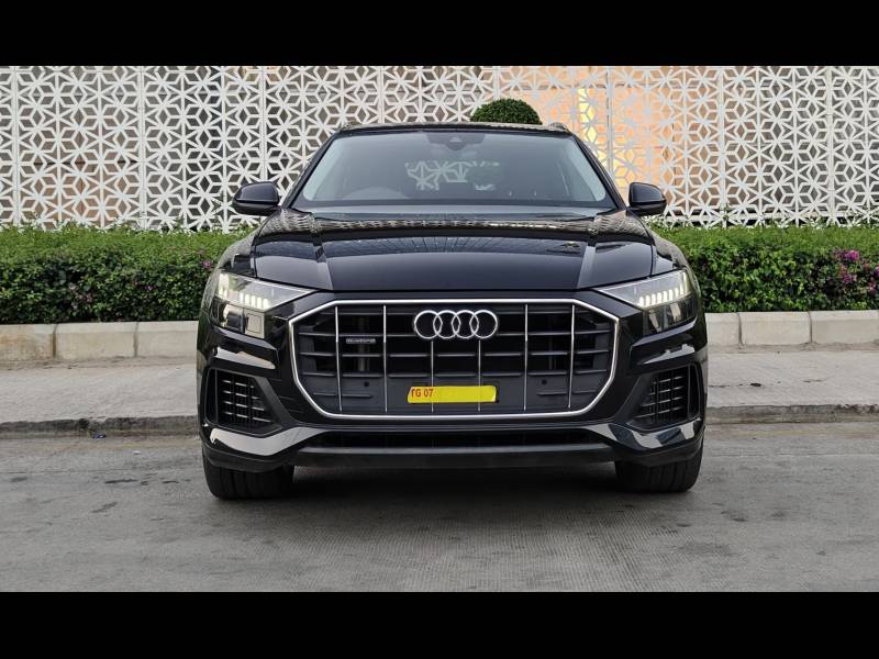 Audi Q8 55 TFSI quattro