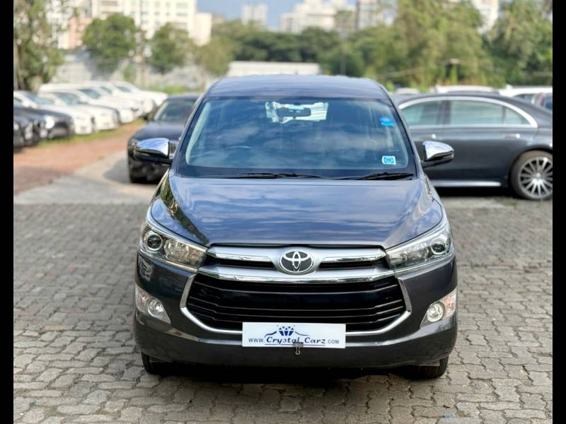 Toyota Innova Crysta 2.4 ZX 7 STR