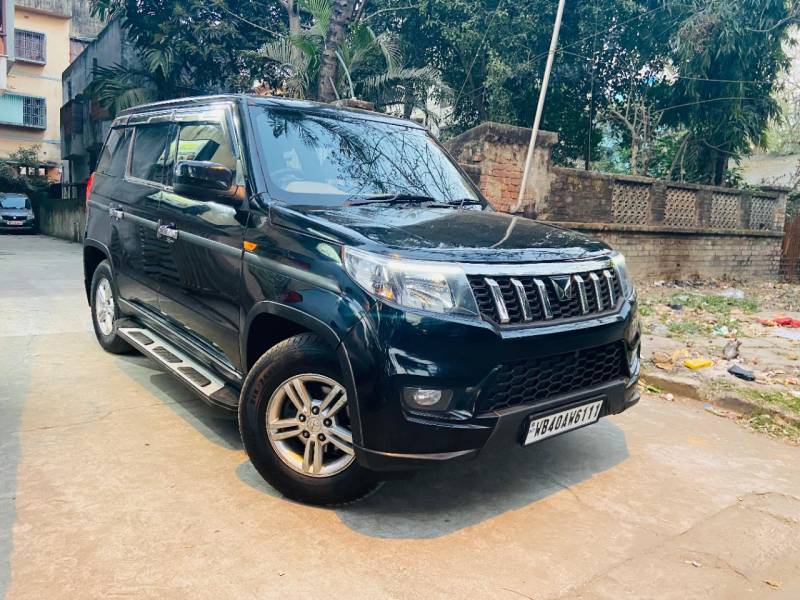 Mahindra Bolero Neo N10