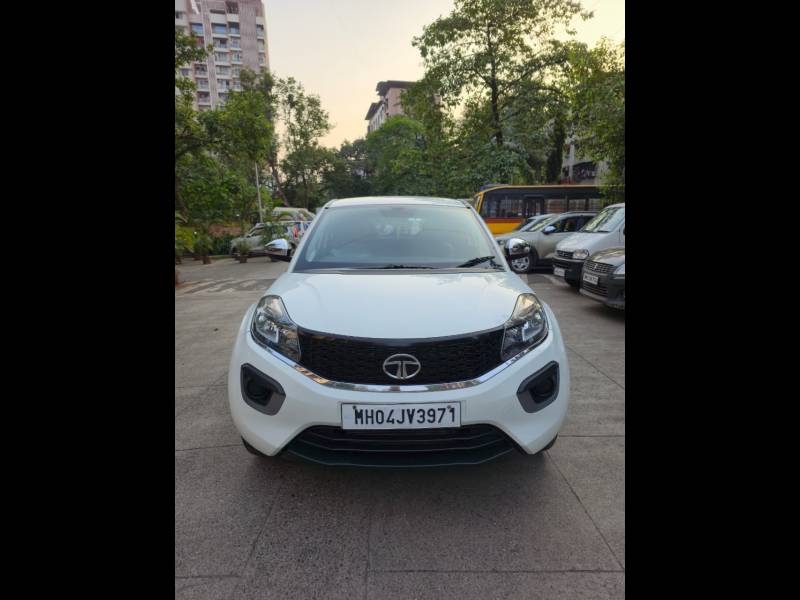 Tata Nexon XMA Petrol