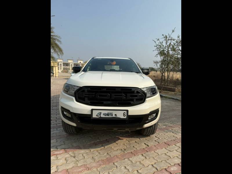 Ford Endeavour Titanium Plus 2.0 4x4 AT