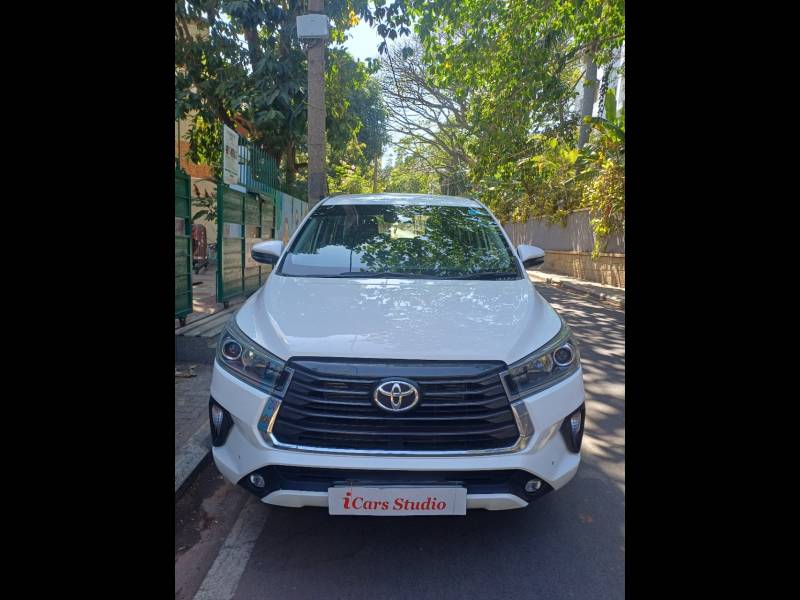 Toyota Innova Crysta 2.4 VX 7 STR