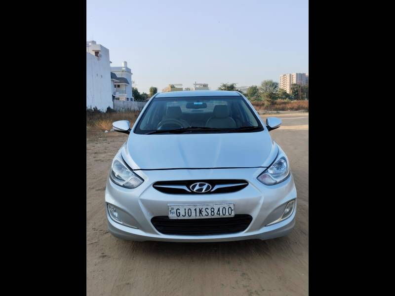 Hyundai Verna Fluidic 1.6 CRDi EX