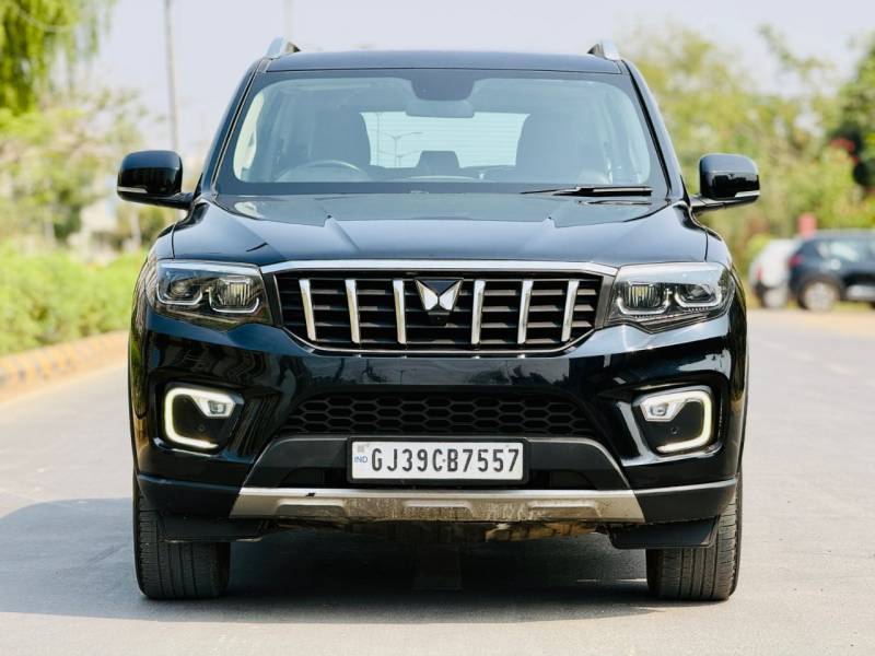 Mahindra Scorpio-N Z8 Diesel AT 2WD 7 STR