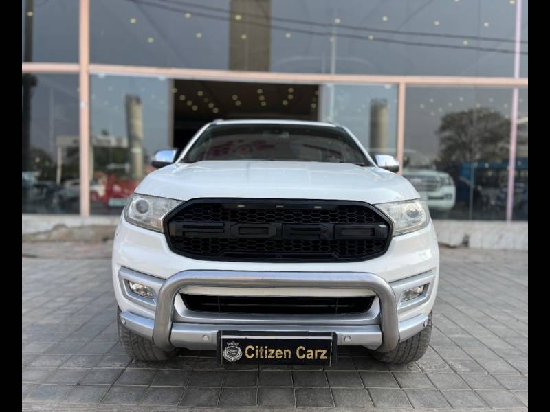 Ford Endeavour Titanium 3.2 4x4 AT