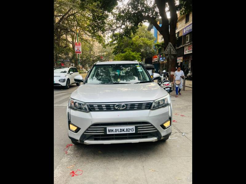 Mahindra XUV 300 W8 (O) 1.2 Petrol