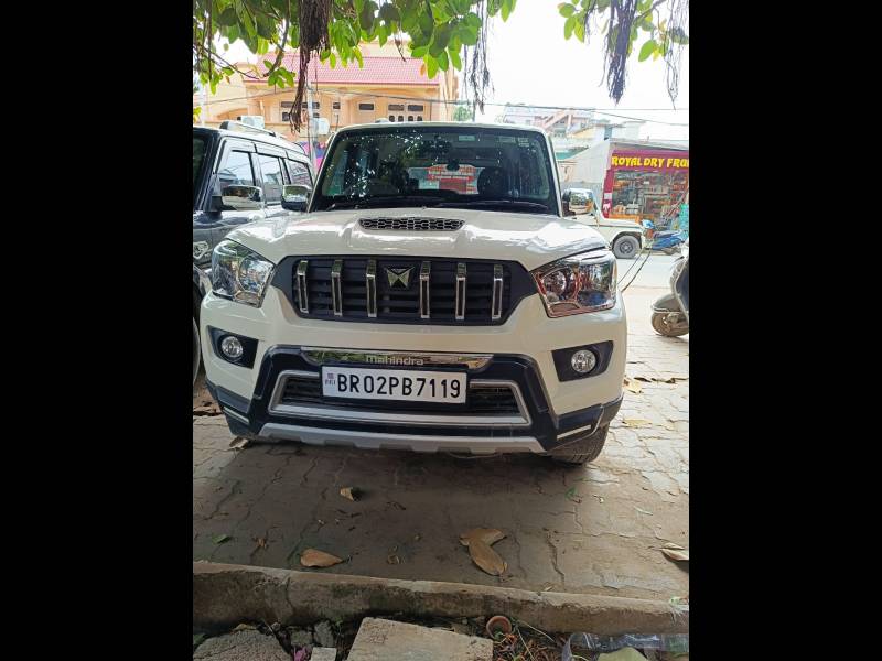 Mahindra Scorpio S5