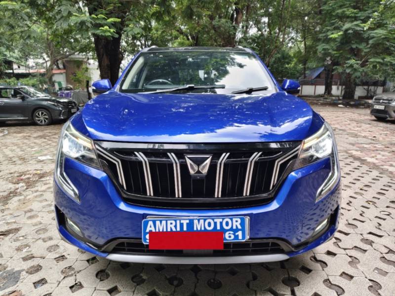 Mahindra XUV700 AX 7 Luxury Pack Diesel MT 7 STR