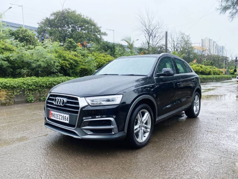 Audi Q3 30 TFSI Premium