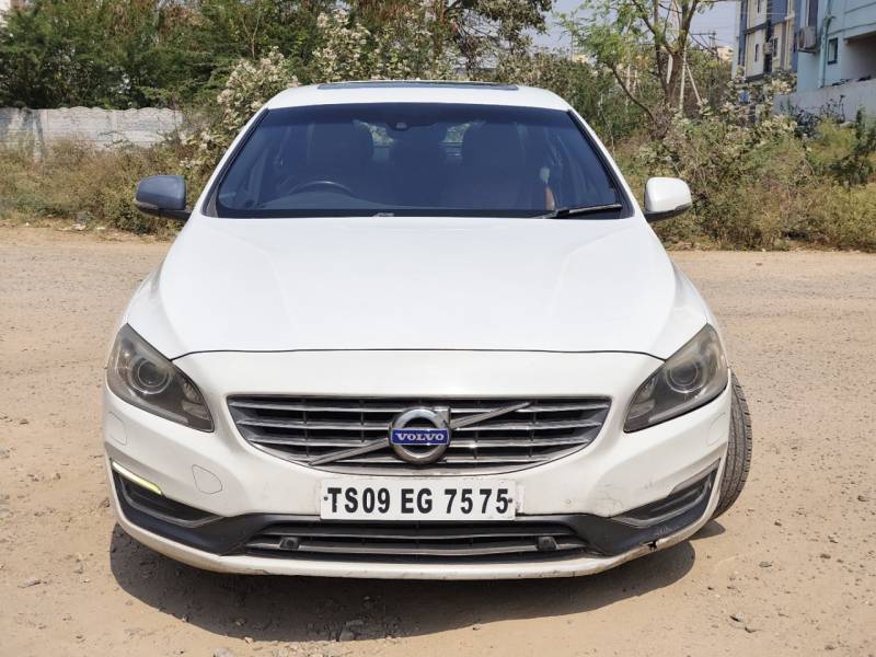 Volvo S60 D5 2.4 L