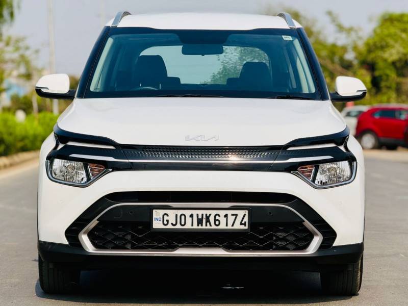 Kia Carens Prestige 1.5 Petrol 7 STR