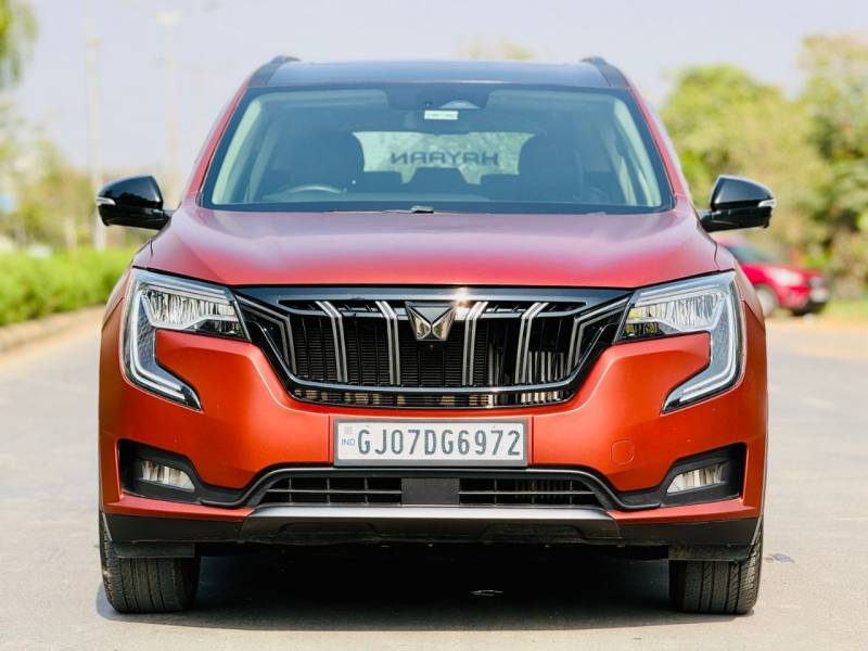 Mahindra XUV700 AX 7 Diesel AT 7 STR