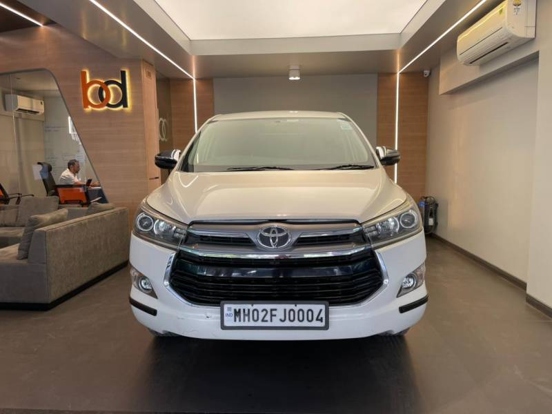 Toyota Innova Crysta 2.4 ZX AT 7 STR