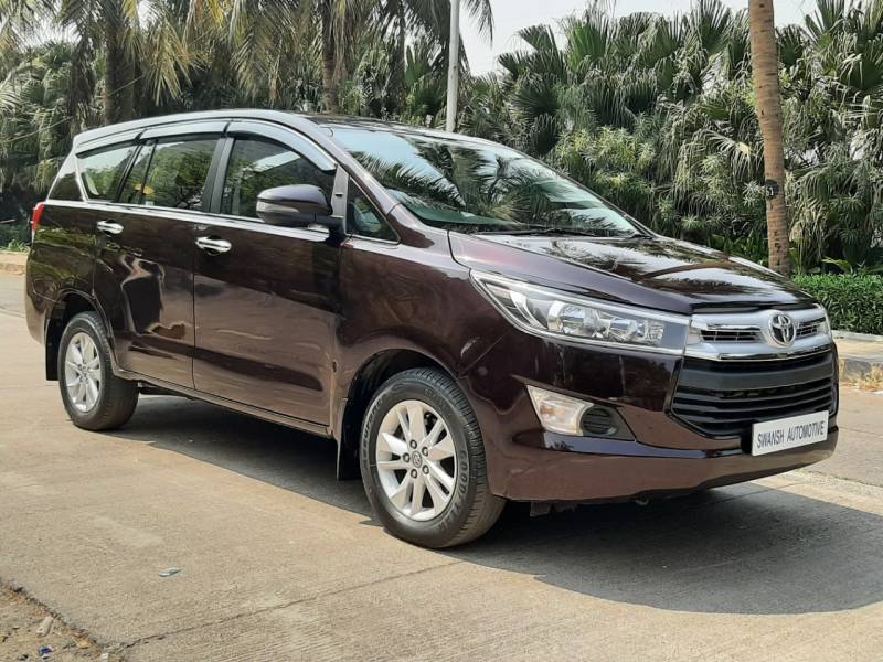 Toyota Innova Crysta 2.8 GX AT 7 STR