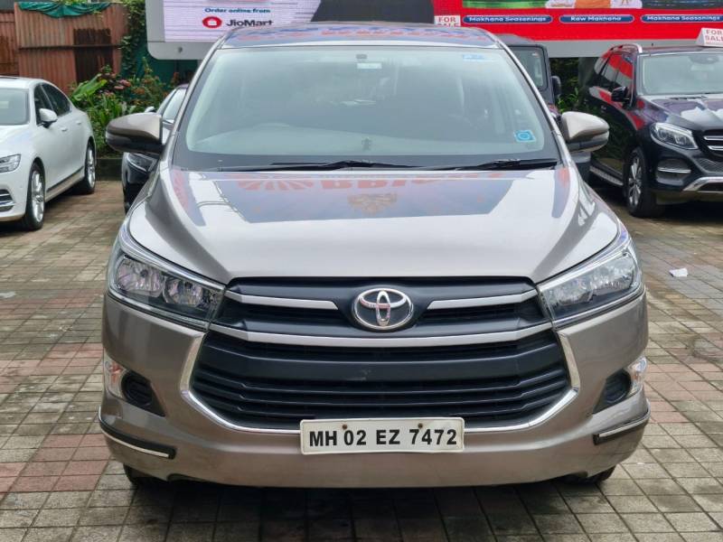Toyota Innova Crysta 2.4 G 7 STR