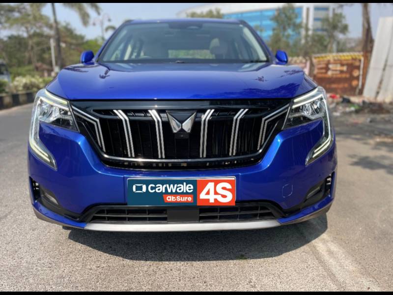 Mahindra XUV700 AX7 Luxury Pack Diesel AT AWD 7 STR