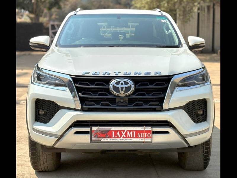 Toyota Fortuner 4X2 AT 2.8 Diesel