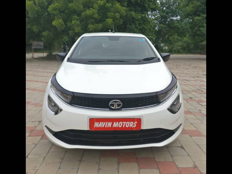 Tata Altroz XT Petrol
