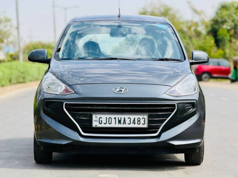 Hyundai Santro Magna Corporate Edition