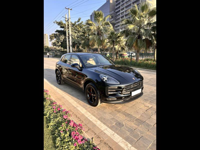 Porsche Macan Base