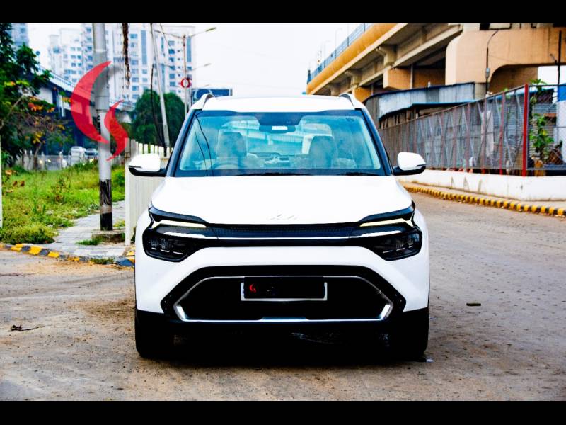 Kia Carens Luxury Plus 1.4 Petrol 6 STR