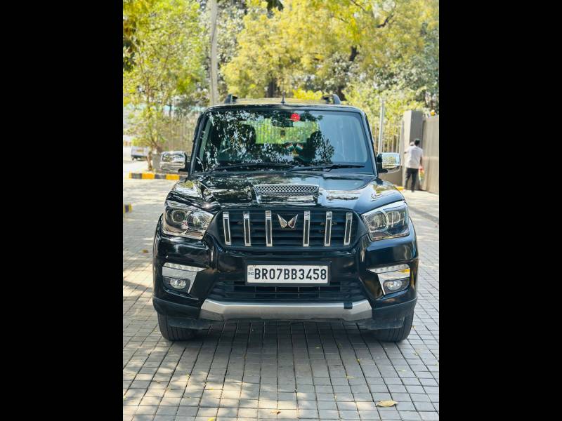 Mahindra Scorpio S11 MT 7S