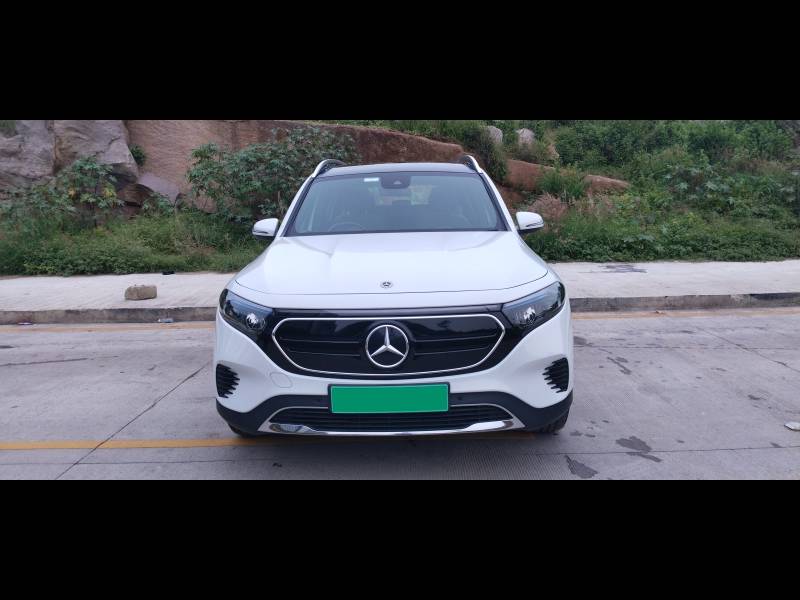 Mercedes Benz EQB 350 4MATIC