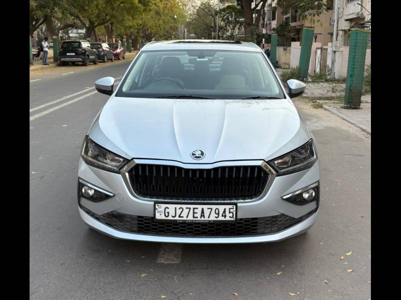 Skoda Slavia Style 1.0L TSI AT