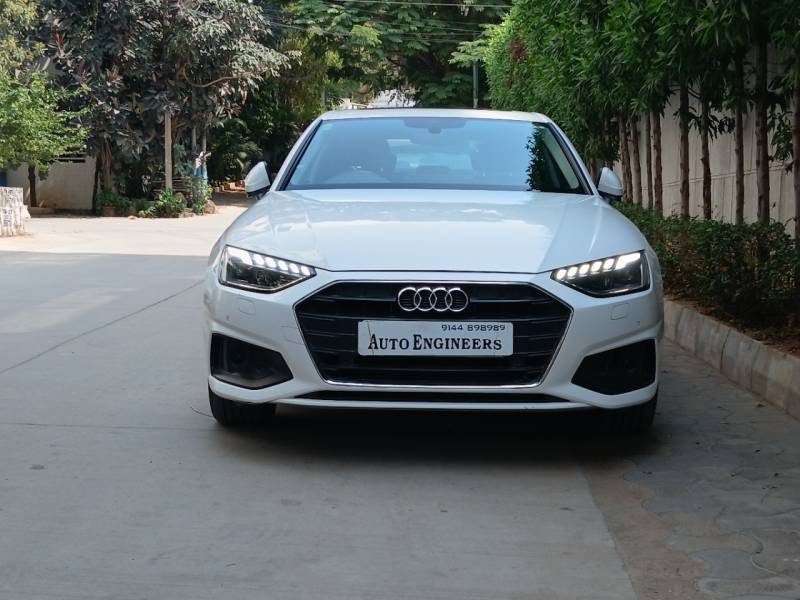 Audi A4 40 TFSI Premium Plus