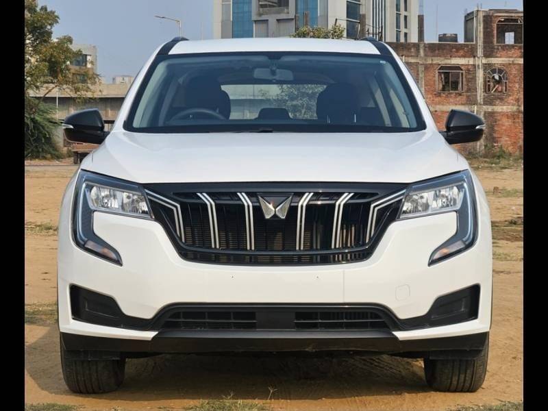 Mahindra XUV700 MX Diesel MT 5 STR