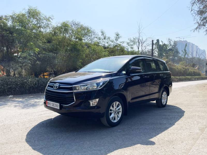 Toyota Innova Crysta 2.4 G 7 STR