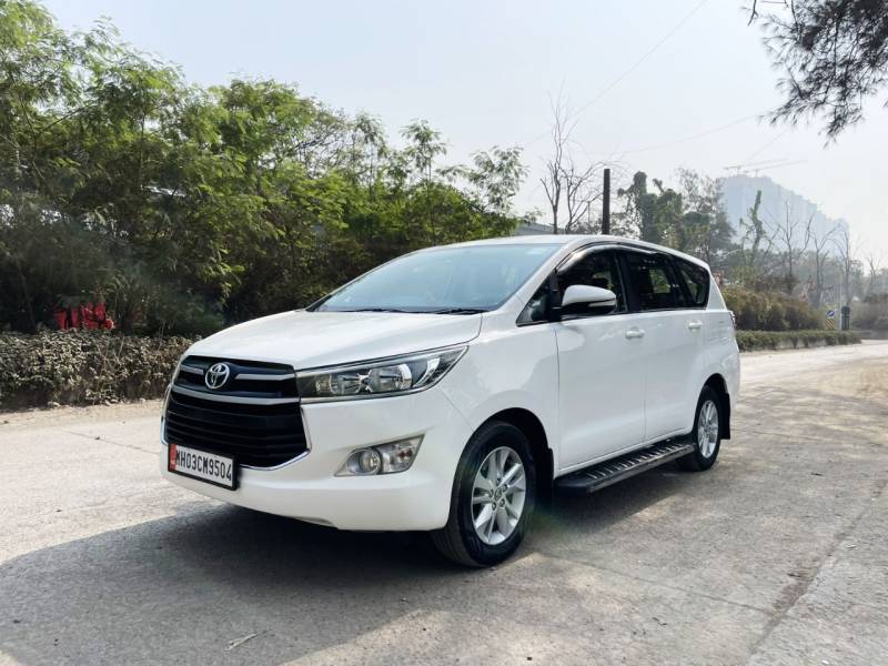 Toyota Innova Crysta 2.8 GX AT 8 STR