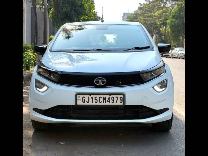 Tata Altroz XZ Petrol