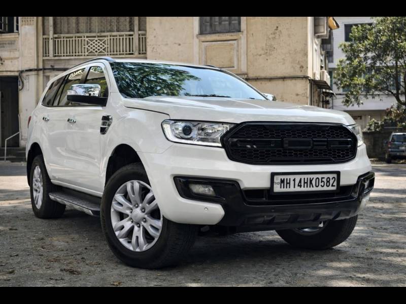 Ford Endeavour Titanium 2.2 4x2 AT