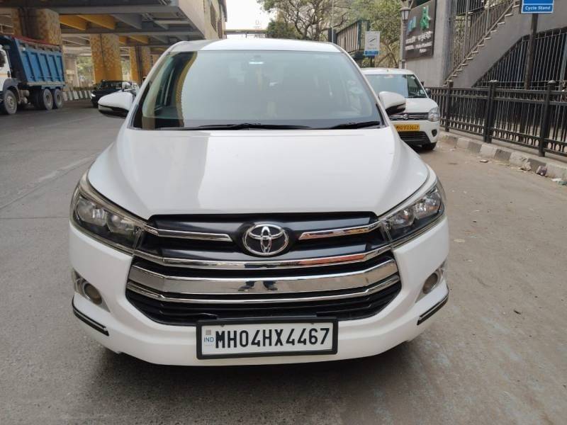 Toyota Innova Crysta 2.4 G 7 STR