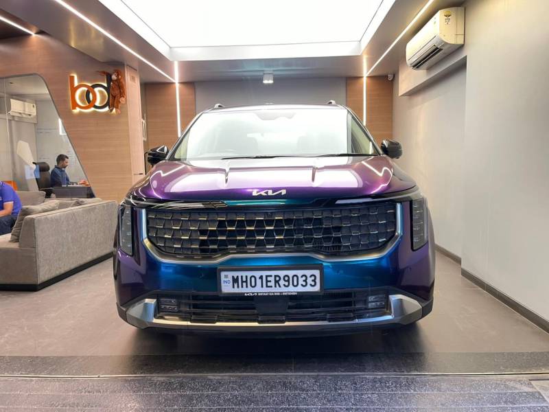 Kia Carnival Limousine Plus