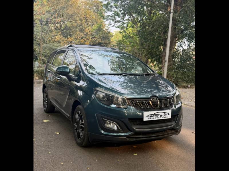 Mahindra Marazzo M6 Plus 8 STR