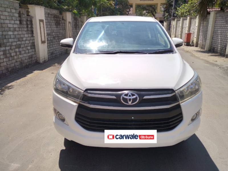 Toyota Innova Crysta 2.4 GX 8 STR