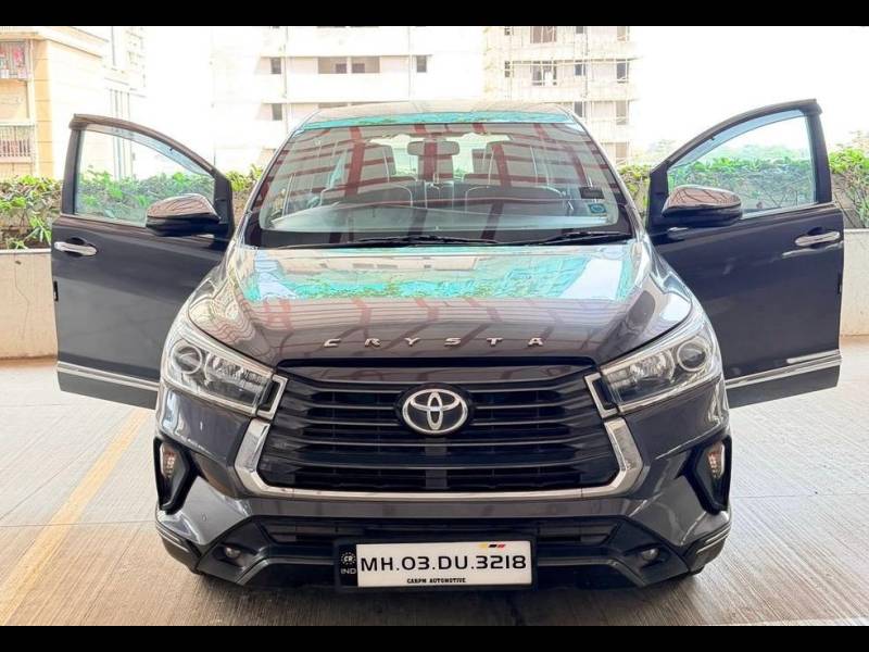 Toyota Innova Crysta 2.8 ZX AT 7 STR