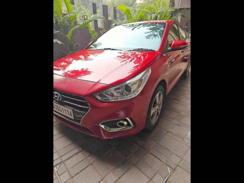 Hyundai Verna Fluidic 1.6 VTVT SX Opt AT