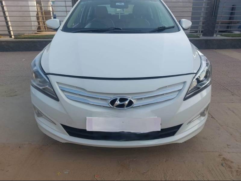Hyundai Verna SX (O) 1.6 CRDi AT