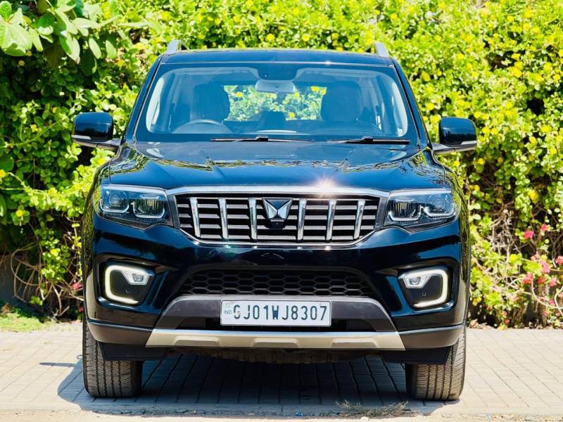 Mahindra Scorpio-N Z8 Diesel AT 4WD 7 STR