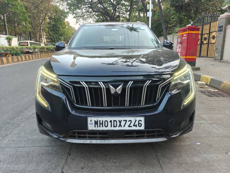 Mahindra XUV700 AX7 Luxury Pack Petrol AT 7 STR